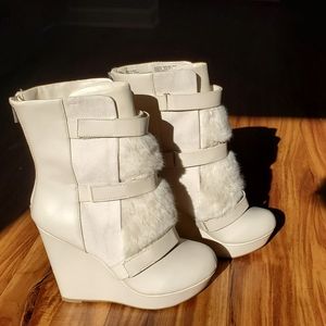 Women's boots